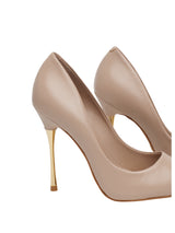 Carrano decolletè in pelle tacco stiletto oro