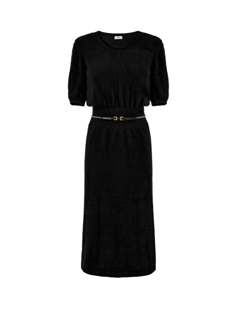 Abito in maglia con cintura