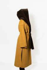 Cappotto Yes London - Senape con collo e cinture in volpe