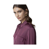 Camicia regular con abbottonatura nascosta e piping
