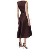 Abito in duchesse con spalle gioiello