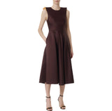 Abito in duchesse con spalle gioiello